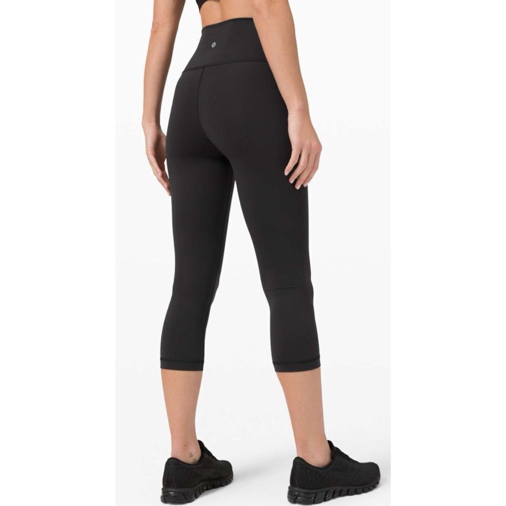 Lululemon Wunder Train High-Rise Crop 21" in Black (First Release)~ Pristine